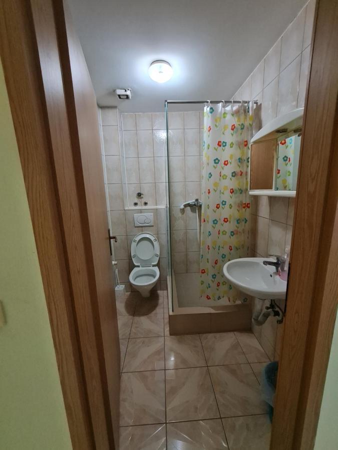Holiday Ferizaj Kültér fotó