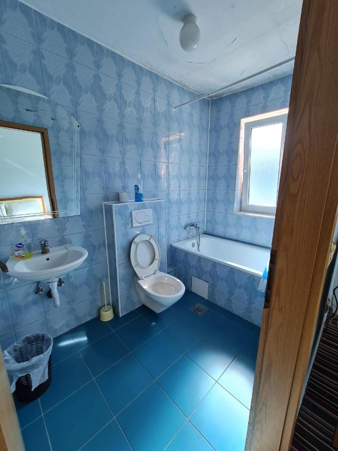 Holiday Ferizaj Kültér fotó